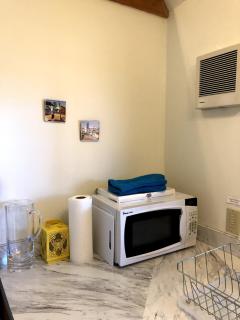 Peaceful Cozy Cottage in the Vermont Woods - 3