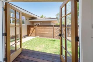 SDSU Beach Cottage - 9