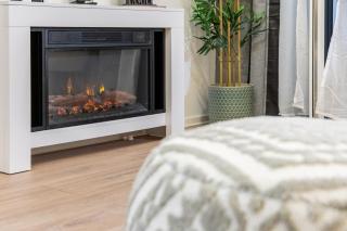 Family Apartment with elevated King-Size Loft Bed l Walk to City Centre - 5