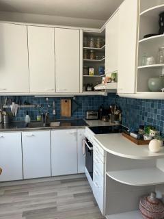 Simply furnished spacious apartment - Helsinki - 9