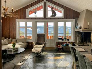 Modern Cabin With Ski In-Out In Hafjell - 3