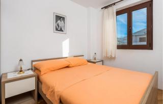Lovely Apartment In Pag With Wifi - 6