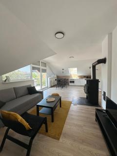 Gödöllő GREEN Forest with Balconies & Free Parking - 0