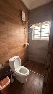 Private Home with Access to Beach Front -Krokrobite - 3