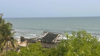 Private Home with Access to Beach Front -Krokrobite - 5