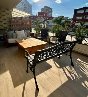 Apartamento 2 dorm sobre Gorlero - 2