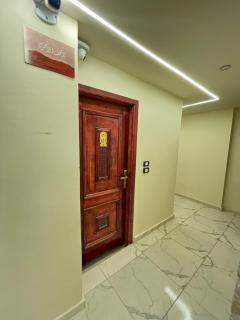 Middle east pyramids veiw &jacuzzi - 1