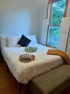 Jungle Cabin by Jungle House Downtown & Short North Free Parking 5 800 Reviews Near Convention Center & Nationwide Arena & Ohio State - 6