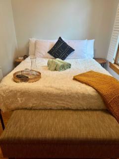 Jungle Cabin by Jungle House Downtown & Short North Free Parking 5 800 Reviews Near Convention Center & Nationwide Arena & Ohio State - 1