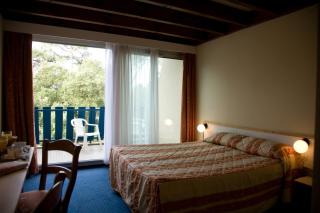 Hotel Logis Lacotel - 9