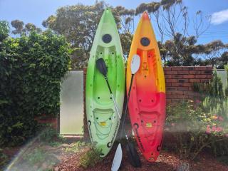 Retro Revival - Fondue, Flares & Feeling Groovy - 7