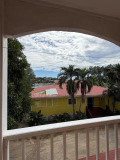 Hummingbird Stay West End 2bd 1bath - 1