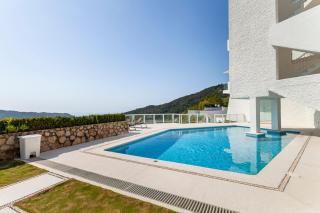 Amplio Departamento con Vistas Espectaculares - 3