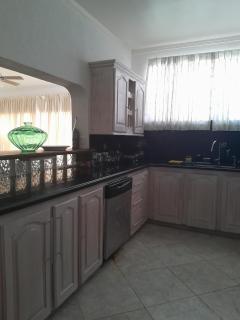 Bonanza Apartments - 5