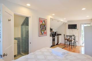 East End Condo w Beach Access - 5