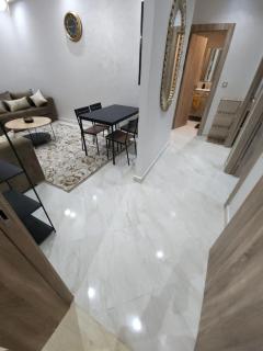 Luxe Appartement met Zwembad - 5