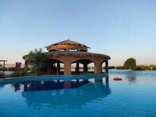 Private quite resort with lake view among nature - 7