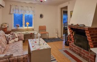 Lovely Home In Ljungskile With Wifi - 7