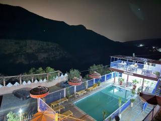 Auberge Les Montagnes du Paradis Your Hidden Retreat in Paradise Valley - 9