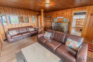 Arnold Beach House - 9