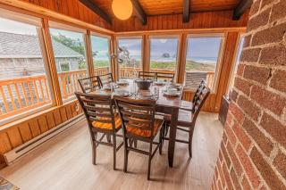 Arnold Beach House - 2