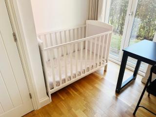 Bedroom 3, Queens Road - London - 1