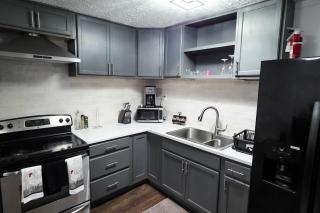 The Cornerstone Spacious Home Easy Access - 4