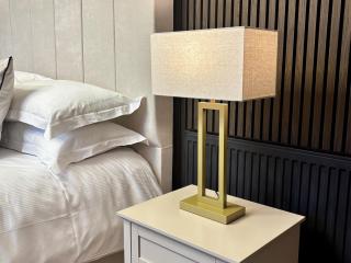 The Hidden Luxurious Home Everyone Wants to Find! - 6