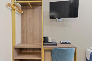 Central Vienna Stay I Self Check-in near Nestroyplatz I External Bathroom - 5