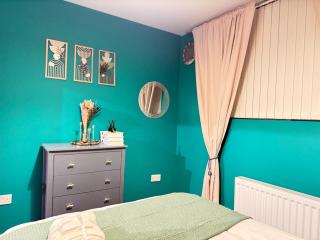 Bright 1-Bedroom Apartment Milton Keynes - 5