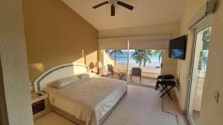 Luxury Beachfront Condo at Iguana-Ixtapa - 6