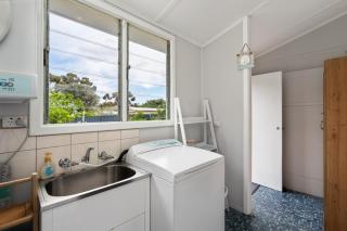 Blue Horizon Beach House - 8