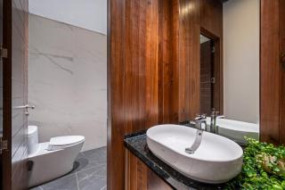 Mote Riverside Villa in Hoa Xuan - 1