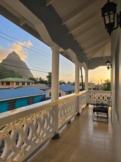 Upstairs Apartment with Piton View in Soufriere - 8