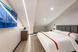 GreenTree Eastern Beijing Happy Valley Wangsiying Shuanghe Subway Station Hotel - 7