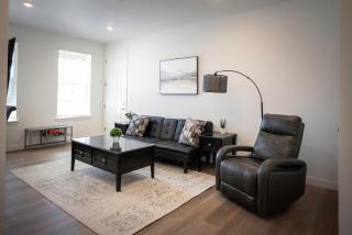New Build 1BR Home Stunning Views Denver Access - 8