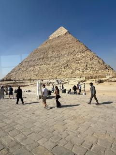 The flag of Pyramids inn - 3