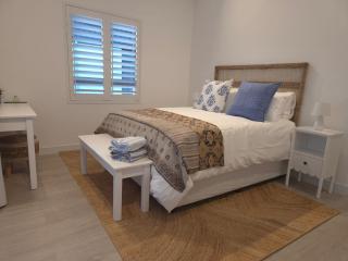 Newly Built Luxury Retreat - 1