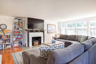 100 Ft to Skaket Beach - 7