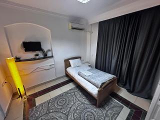 Master Room In Nasr City, Private Bathroom - 1