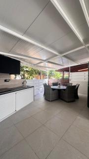 Luxury Beach Villa 2 min Walk to Sea & Airport - 8