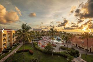 La Cabana Beach Resort & Casino- Studio- Sleeps 4- No Privacy-View Varies - 2