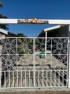 Hahei Hibiscus Cottage Guest House - 4