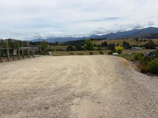 Just Dean Motueka - 4