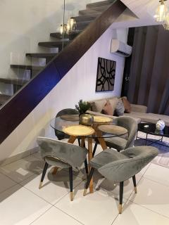 Luxury Green Home Apt - 4