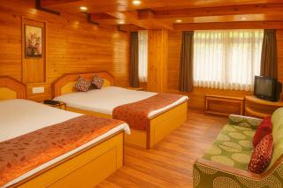 The Broadway- Annecy Inn Near Mall Road with -Wi-Fi -Restaurant -Premium & Deluxe Rooms Prime Location - Best Top Rated Hotel In Darjeeling - 4