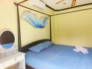 Thai family rawai Swimming pool villa Hotel - 1