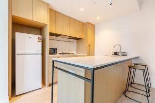 275S Abnb-Style Southbank 2BR with pool, Walk to Tram and Crown - Melbourne - 4