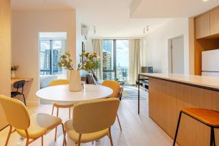 275S Abnb-Style Southbank 2BR with pool, Walk to Tram and Crown - 9