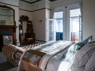 3 Bedroom Suite at Claremont Oak Estate - 0